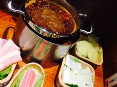 -独食火锅·半米屋台(直营总店)