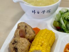 -外交学院大食堂