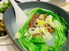 牛肉面-鹿港小镇(金虹桥国际中心店)