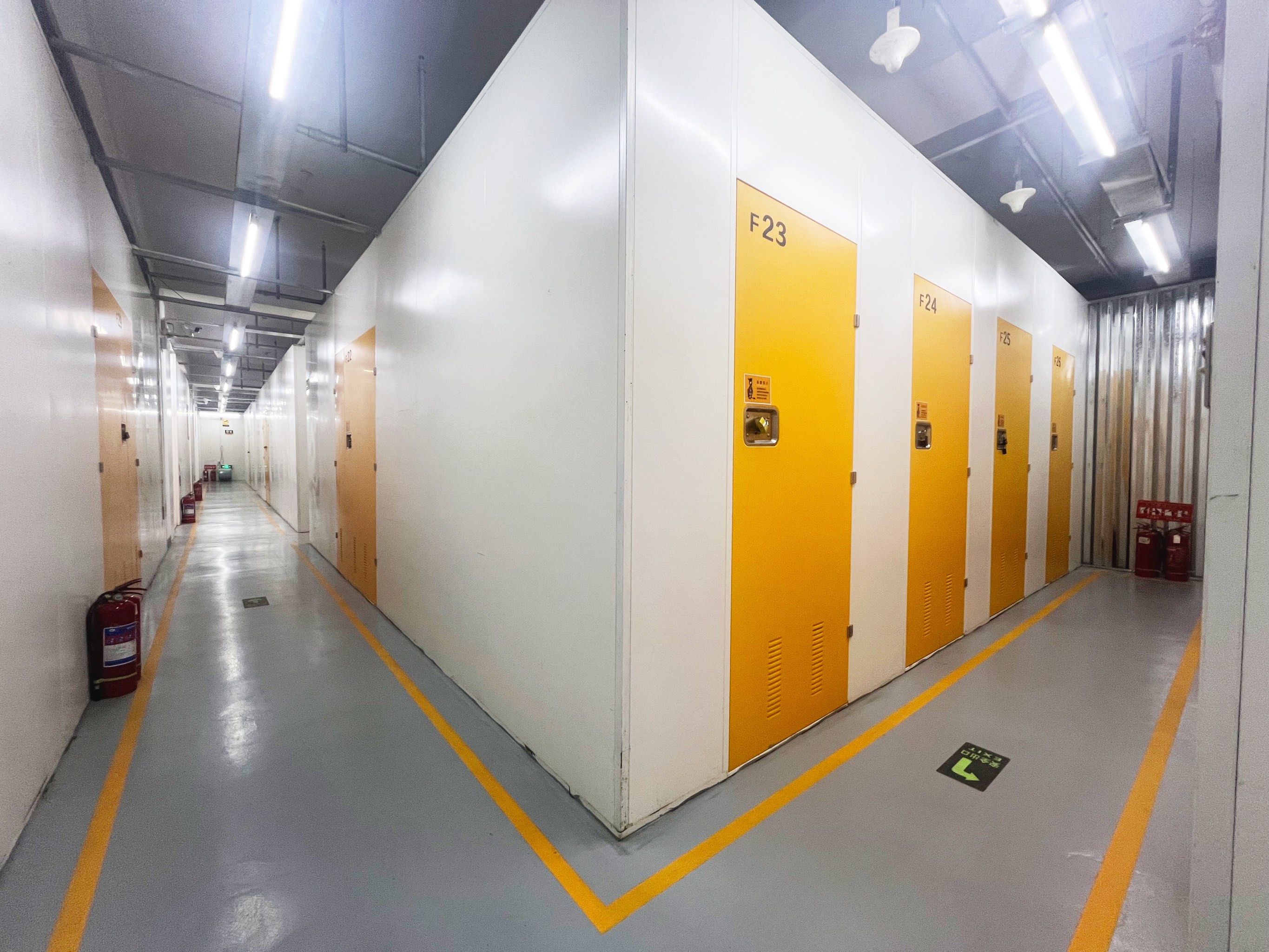 上海被问爆了的安东易自助仓!