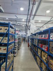 -逝水玩具折扣店