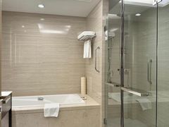 -衡山路(地铁站)