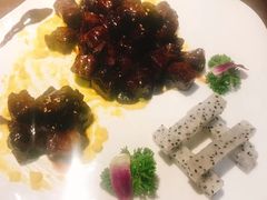 -梧桐树下(云锦世家店)