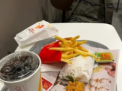 -麦当劳(青岛大学店)