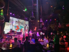 -胡桃里乐队酒馆(鎏嘉码头店)