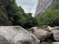 -鄣山大峡谷