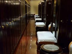 -碧中海汤泉汗蒸酒店