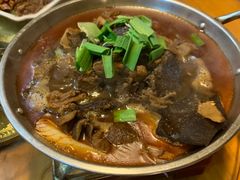 -临江餐馆二楼美食部落