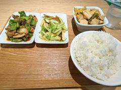 -老乡鸡(东方广场店)