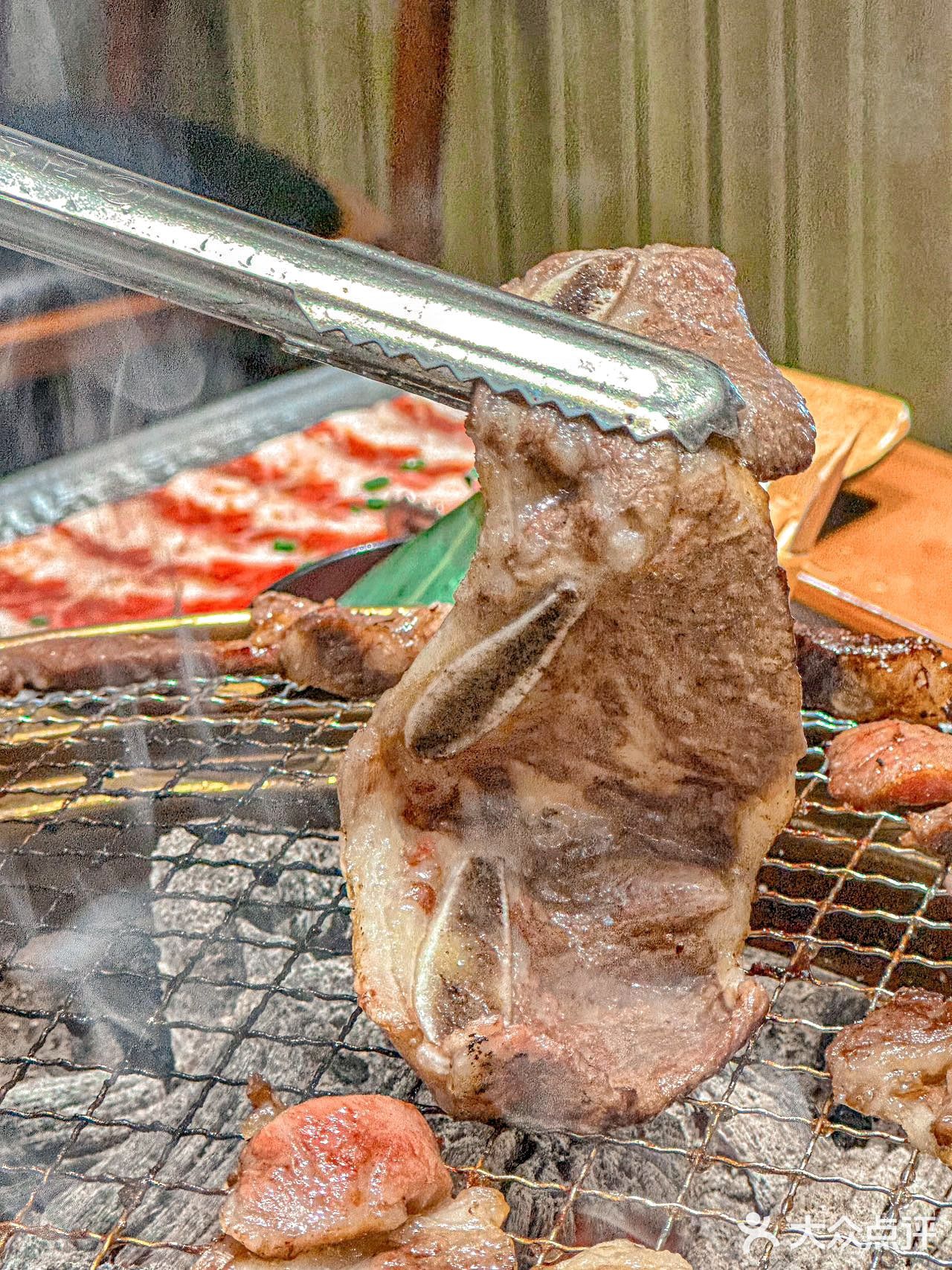 藏不住了…北京西边这家开业就排队的烤肉店！