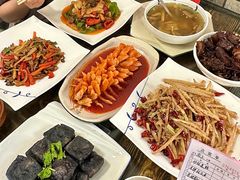 -神仙钵湘香土菜馆(光华路店)