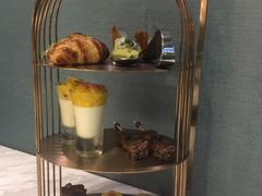 -La Mer Restaurant & Lounge