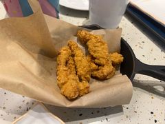 -必胜客(滨江店)