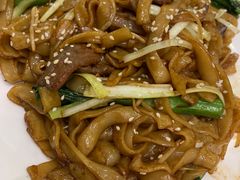 干炒牛河-广州酒家(昌岗地铁站店)
