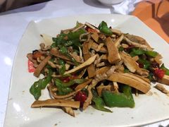 -哆喀美食广场(虎丘婚纱城店)