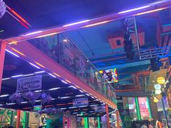 -Famous肥猫墨西哥音乐餐吧(五棵松华熙LIVE店)