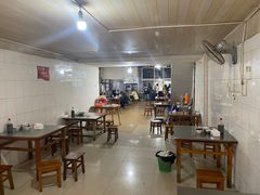 大堂-正宗杨记普洱酸醋米线(总店)
