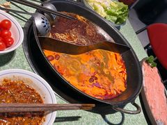 -憨铁匠老火锅(龙岗万科里店)