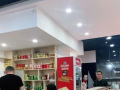 -老何家后安粉·糟粕醋海鲜火锅(三亚湾椰梦长廊店)