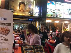 -BHC炸鸡(明洞总店)