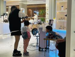 -PE SALON