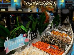 -领鲜活海鲜榴莲自助火锅(东门店)