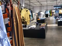-URBAN REVIVO(荟聚中心店)