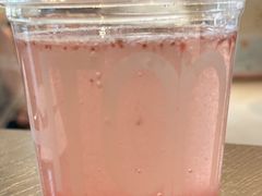 莓泡泡-fishtank鱼缸咖啡(三山街店)