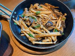 -庆春朴门(前滩太古里店)