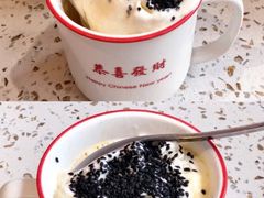 冰淇淋打蛋-堂屋糖水店(愚园店)