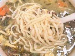 -叁个大叔的面隔壁烧烤(崇和路店)