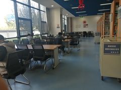 -西安市长安区图书馆