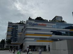 -东荟城名店仓