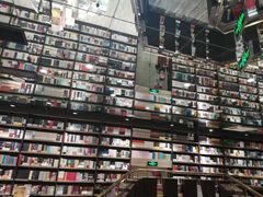 -钟书阁(群光广场店)