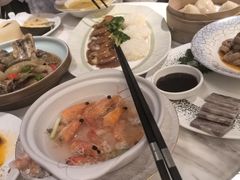 -浅深(世茂滨江精品店)