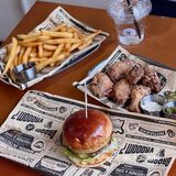 🍔这家汉堡店，一口就把我拿捏住了！