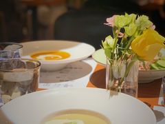 奶油西兰花土豆浓汤-缦云里花园餐厅