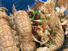 -老东镇啤酒屋海鲜加工·蒸汽海鲜·海鲜烧烤(台东店)