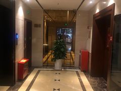 -怡华威斯达酒店(重庆医科大学附属儿童医院店)