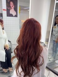 -米娜护肤造型