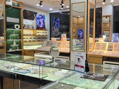 -光明眼镜·蔡司授权(徐泾店)