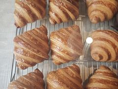 -VERIE BAKEHOUSE
