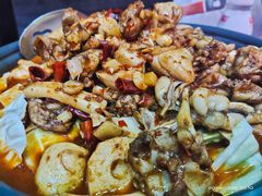-龙巢盱眙龙虾·牛蛙·烧烤宵夜(八卦岭店)