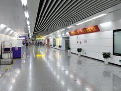 -红土地(地铁站)