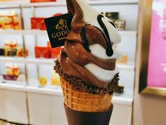 巧克力香草双拼筒-GODIVA(月星环球港店)