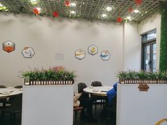 -李哥海鲜烧烤家常菜(孔雀城店)