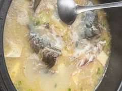 -土砂锅生态山庄·非遗砂锅雅鱼