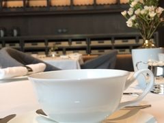 -The ROOF (通盈中心店)