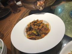 -秦唐一号西安菜馆(钟楼店)