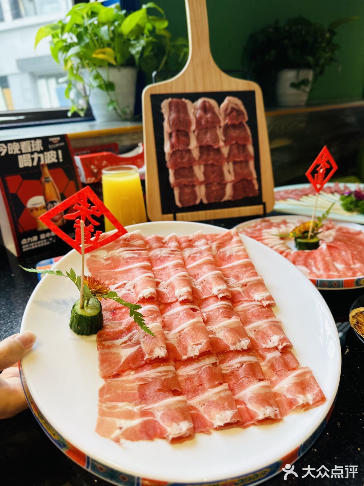 来京悦沉浸式大口吃肉肉✌️
